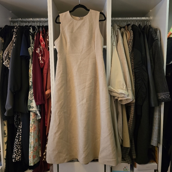 NWT Aritzia Babaton Dress - Picture 2 of 8